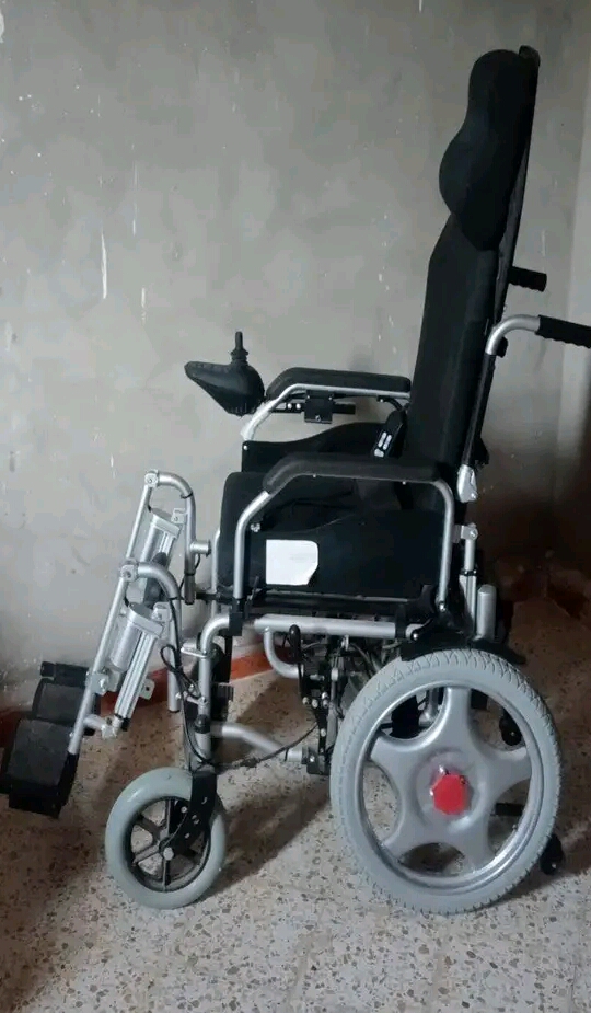 كرسي متحرك كهربائي | Medica Algerie